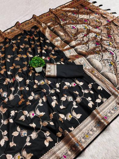 Anupama takshshila paithani surat fancy sarees